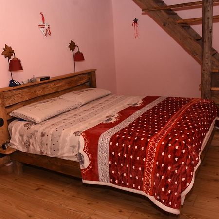 La Ferme Du Grand Paradis Когне Стая снимка