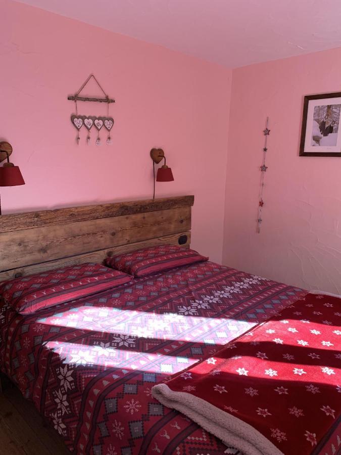 La Ferme Du Grand Paradis Когне Стая снимка